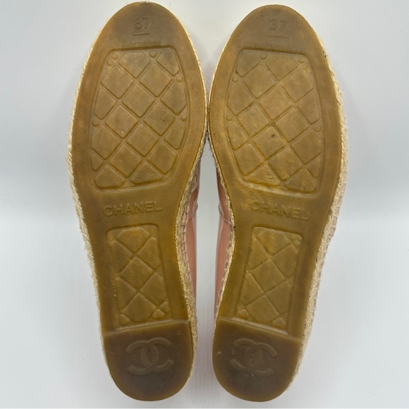 CHANEL Baby Pink Shiny Patent Leather CC Logo Espadrille Pull Ons EU 37 - Picture 10 of 12